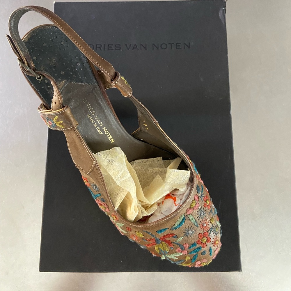 Dries Van Noten embroidered heels (Vintage)